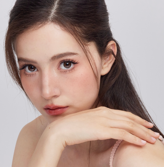 LUXELINE- Catwalk Flick